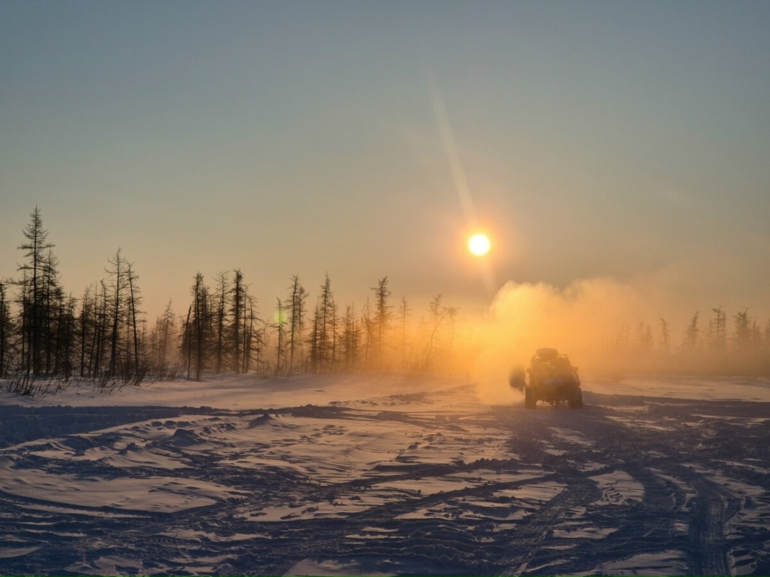 Дороги, которых нет на карте Каждую зиму на Таймыре происходит чудо: там, где ещё недавно были только бескрайние снега, появляются сотни километров дорог.