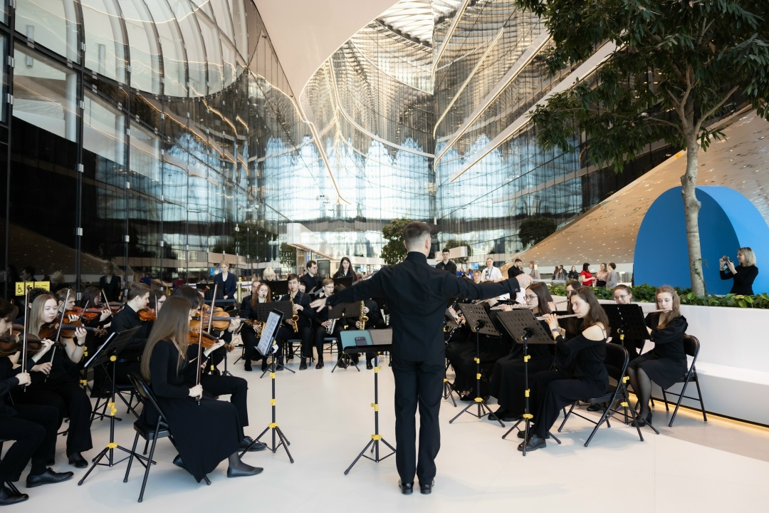 2 апреля в штаб-квартире Группы Газпром — петербургском Лахта Центре — было по-хорошему шумно и по-настоящему интересно