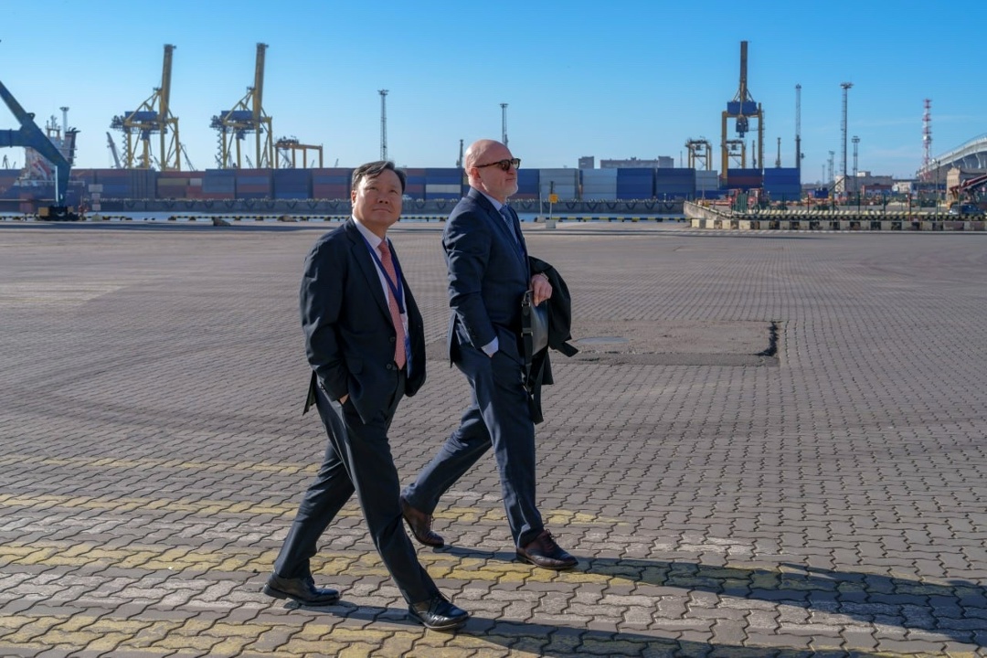 Балтика встречает Азию Расширили программу Международного транспортно-логистистического форума на активы Группы