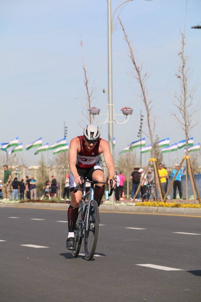 Бронзовый характер 3 нефтяника ЛУКОЙЛа — призёры открытого чемпионата Узбекистана по Дуатлону (+).