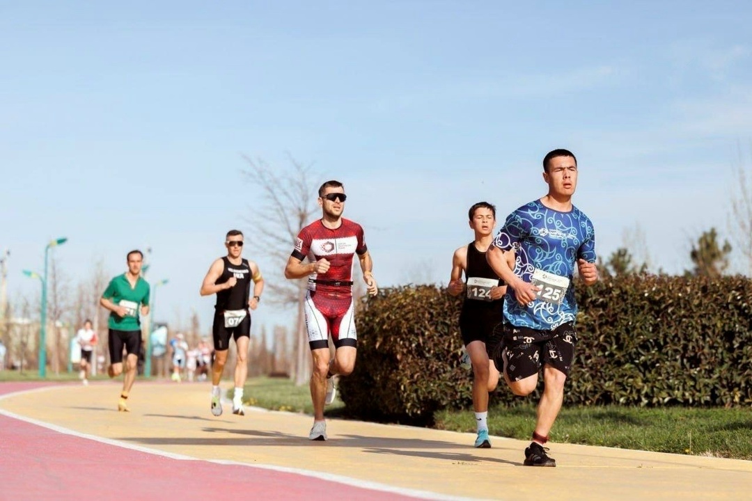 Бронзовый характер 3 нефтяника ЛУКОЙЛа — призёры открытого чемпионата Узбекистана по Дуатлону (+).