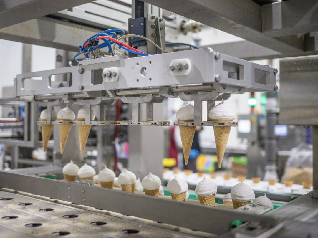 Производитель мороженого «Чистая линия» в декабре следующего года планирует ввести в работу новый производственный комплекс в Долгопрудном, сообщает…