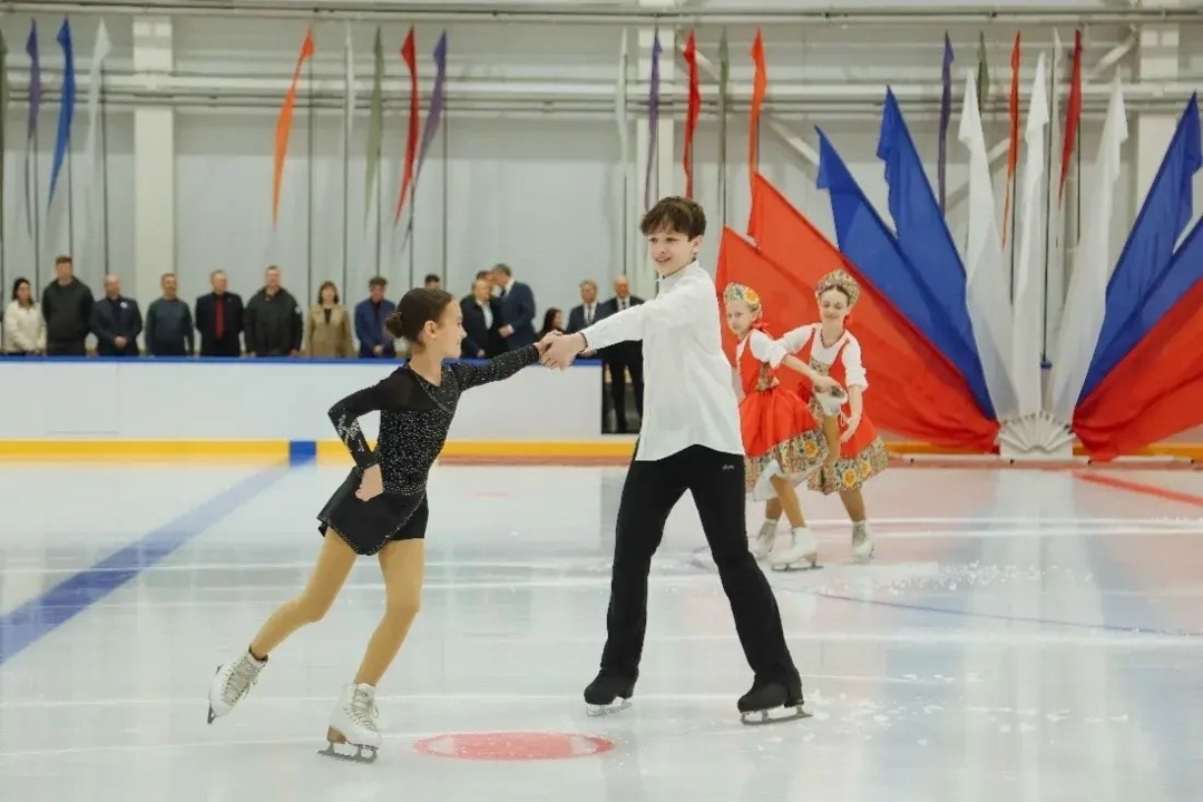 НОВЫЙ ФОК В рамках проекта «Газпром — детям» открылся физкультурно-оздоровительный комплекс в Белогорске Амурской области