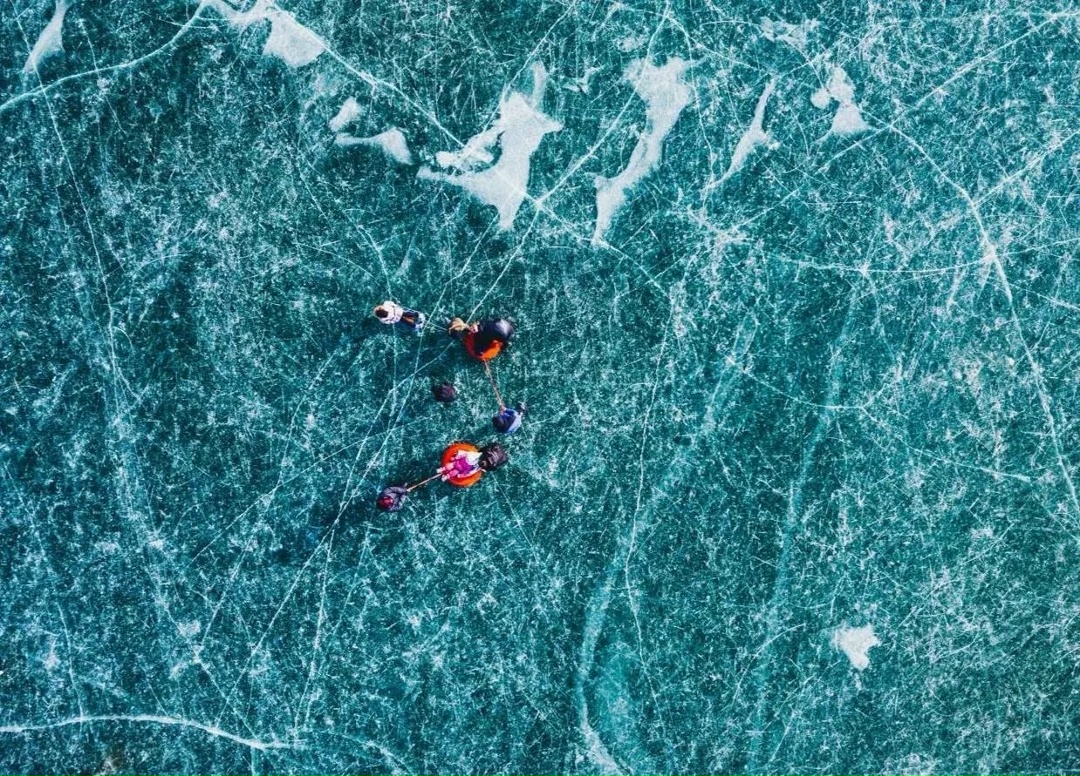 Дмитрий Чернышенко и Максим Решетников представили показатели внутреннего туризма за первые 2 месяца 2026 года.