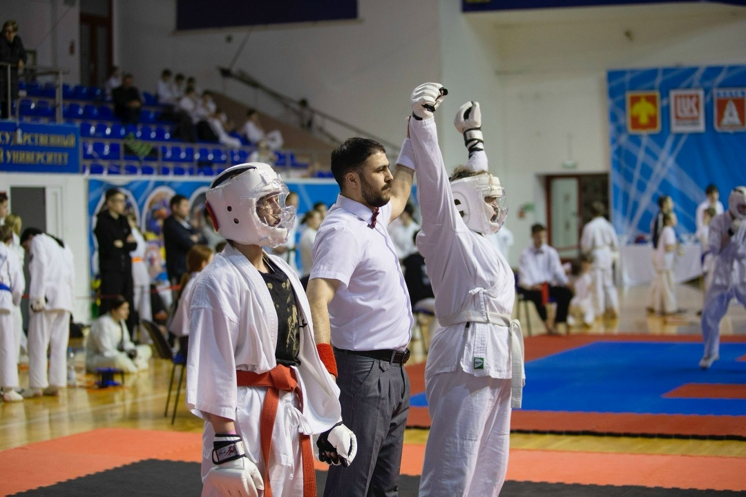 ЛУКОЙЛ поддержал проведение VII Недели единоборств в Ухте