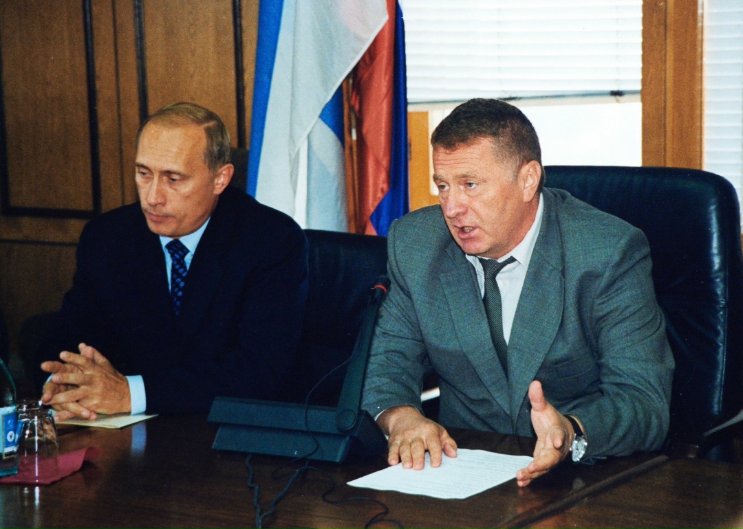 Совершите путешествие на «поезде Жириновского»