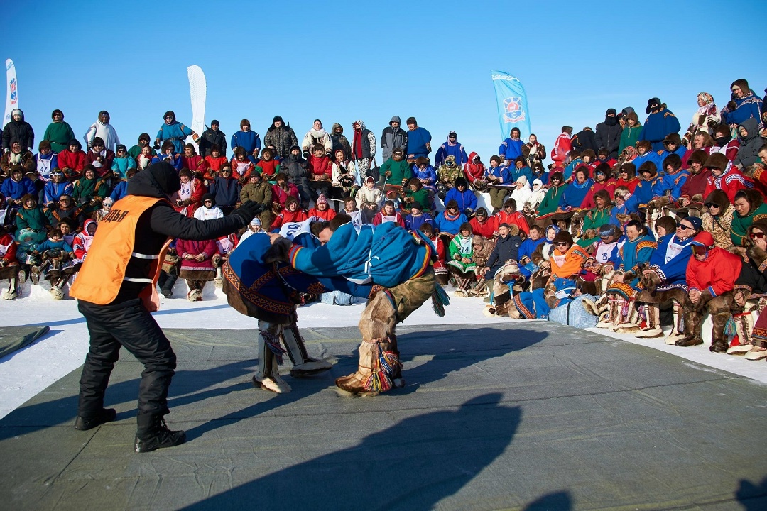 «НОВАТЭК-ТАРКОСАЛЕНЕФТЕГАЗ» поздравил жителей Тазовского района с национальным праздником – Днем оленевода