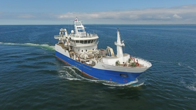 По оперативным данным отраслевой системы мониторинга Росрыболовства, дальневосточные рыбаки освоили свыше 943 тыс. тонн минтая, в том числе 693,6 тыс. тонн – в…