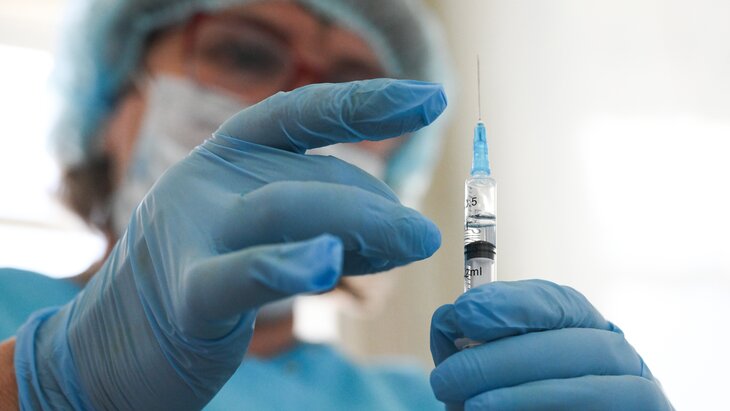 Российские онковакцины включили в программу ОМС