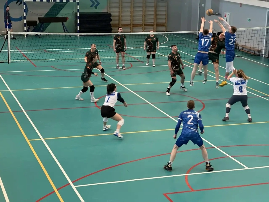 НОВАЯ СПОРТИВНАЯ НАГРАДА Сборная волейболистов Амурского ГПЗ стала второй на Спартакиаде трудовых коллективов Свободного
