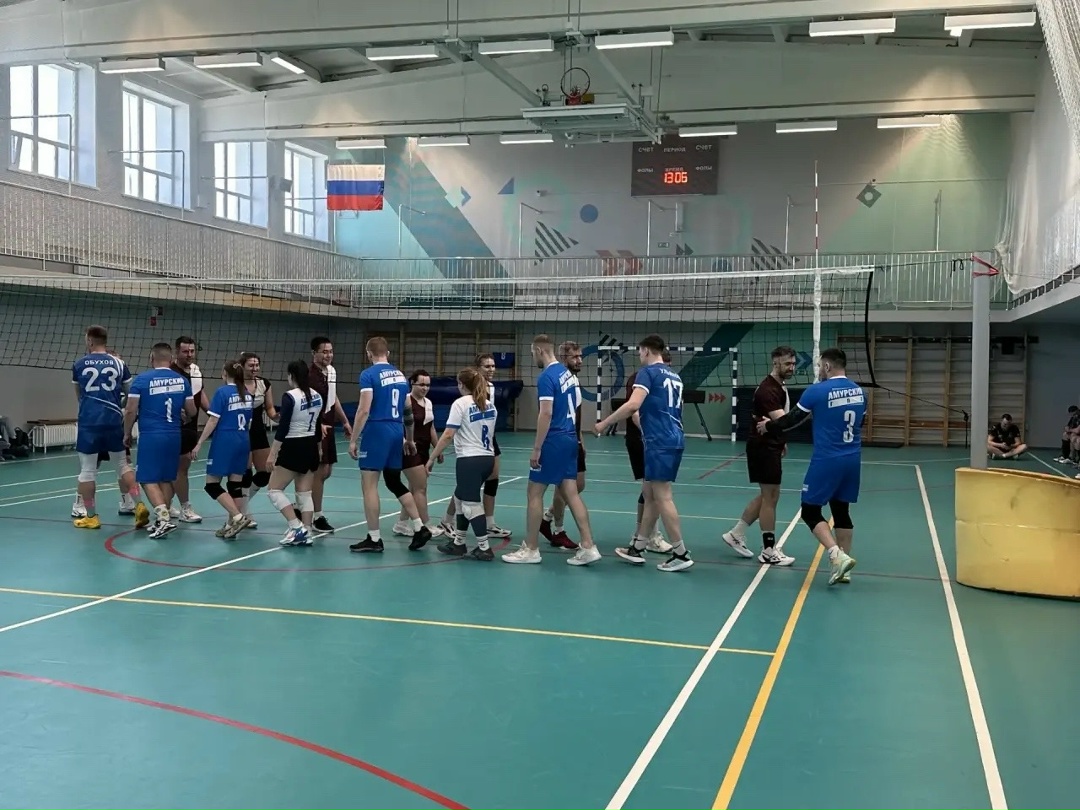 НОВАЯ СПОРТИВНАЯ НАГРАДА Сборная волейболистов Амурского ГПЗ стала второй на Спартакиаде трудовых коллективов Свободного