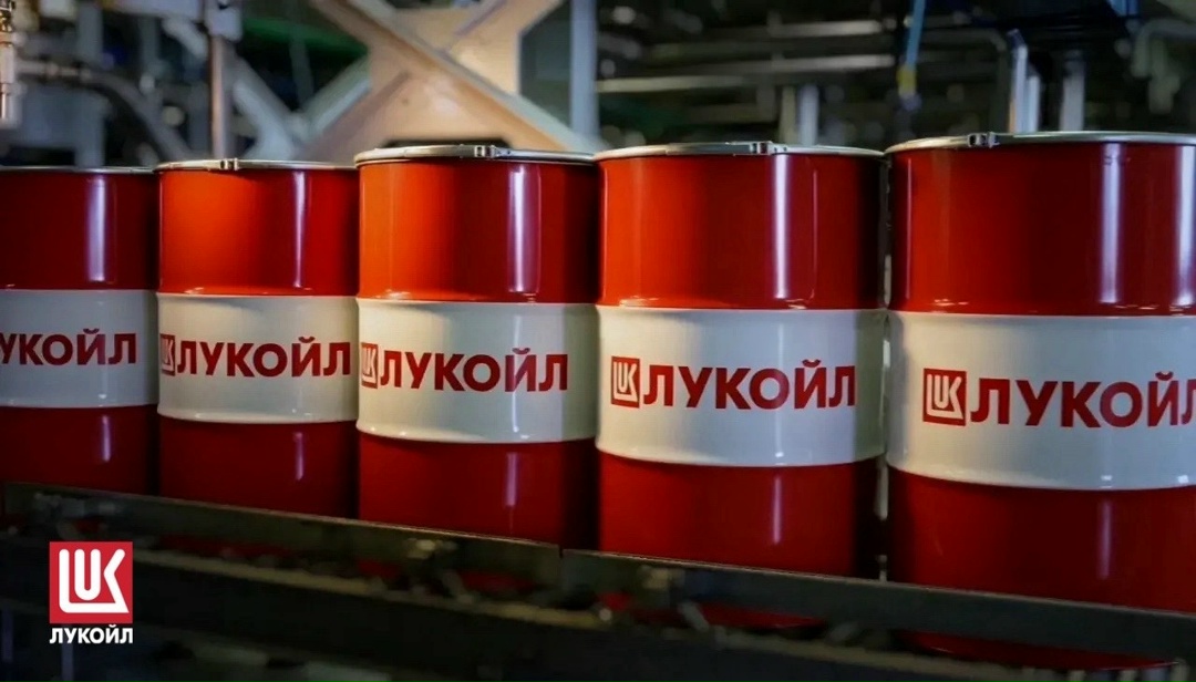 Волгоградские инженеры ЛУКОЙЛа улучшили производство бензина