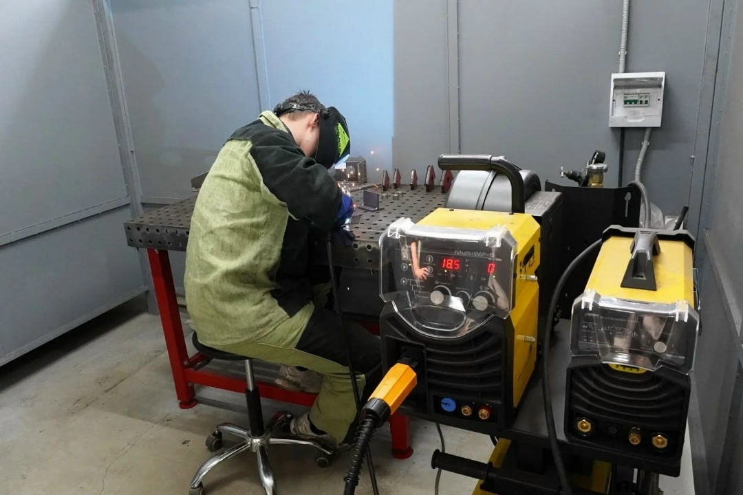 Готовим кадры для Приморья В Находкинском гуманитарно-политехническом колледже при поддержке ГК «Дело» заработали 12 новых учебных мастерских.