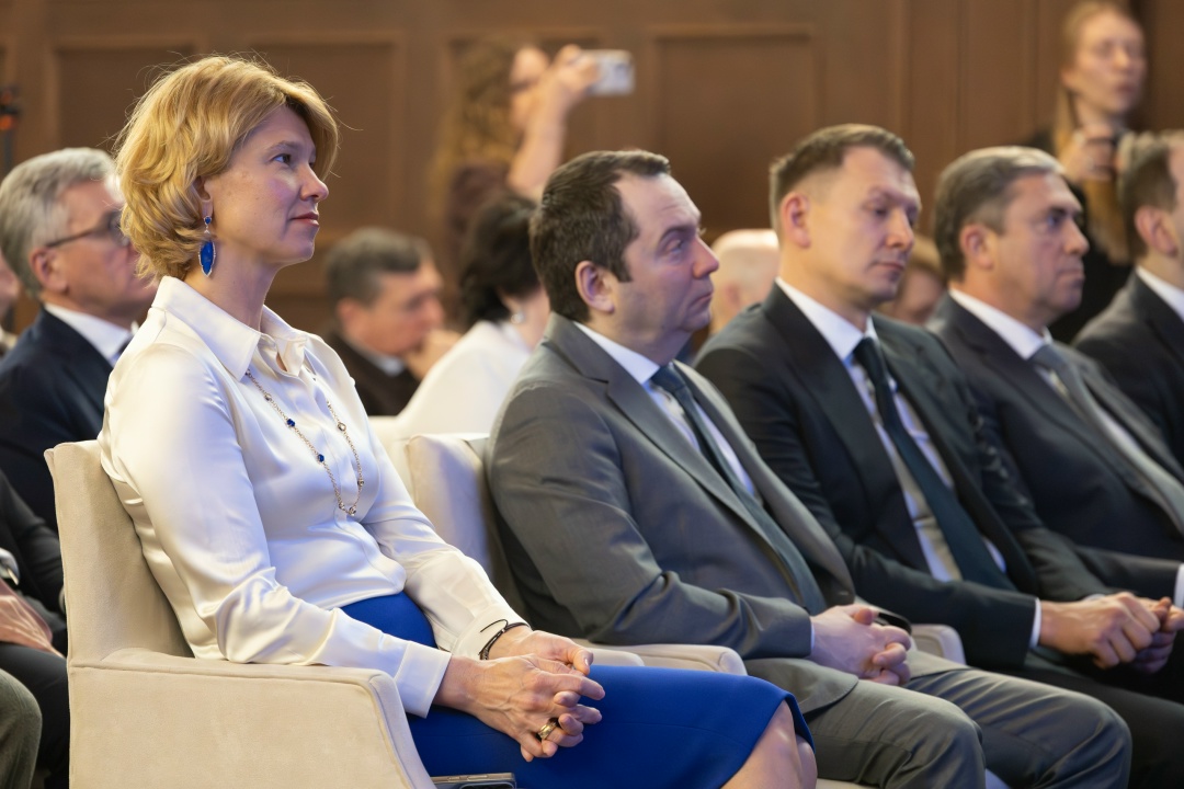 Дмитрий Патрушев: Объем вылова полноценно обеспечивает потребности внутреннего рынка и гарантирует выполнение экспортных задач России.