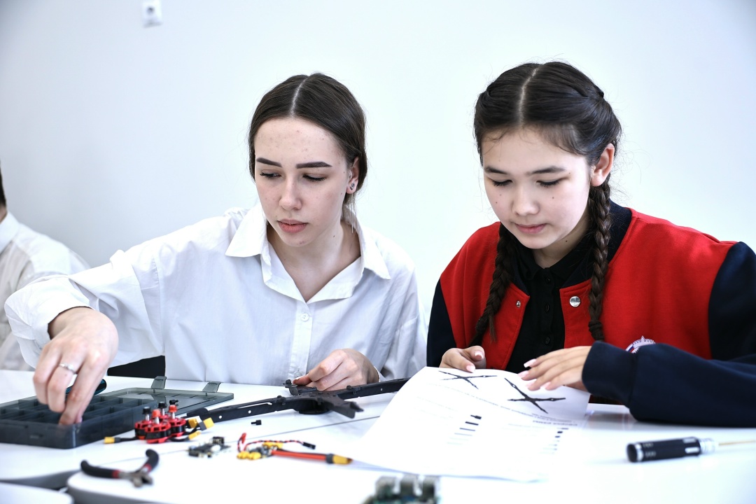 Сергей Кравцов: Все показатели в сфере образования в Смоленской области выполнены.