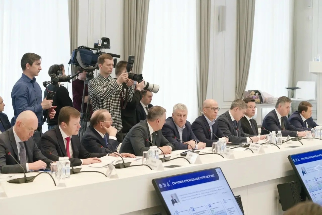 В Минстрое России подвели итоги работы строительного и жилищно-коммунального комплексов за 2025 год и обозначили стратегические приоритеты развития