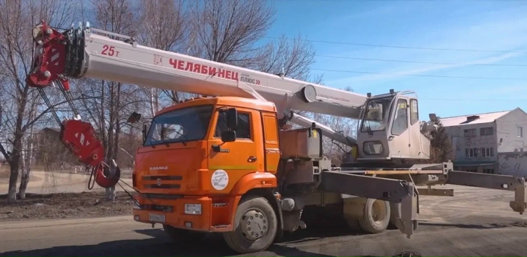 «Стальная рука» ММК Сергей Яблоков, машинист автомобильного крана цеха «Рудник»