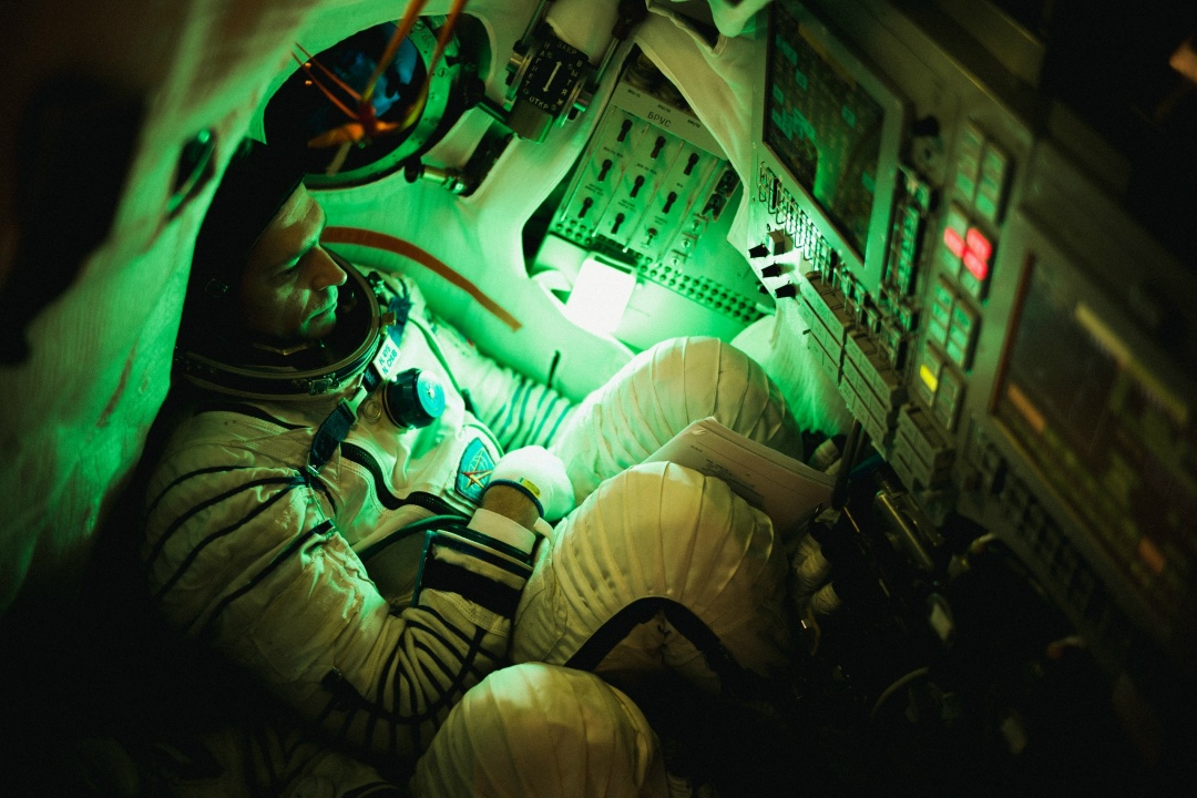 Когда кадры — просто «космос» В объективе «Зенита» — космонавты Олег Кононенко, Александр Гребенкин и Николай Чуб.