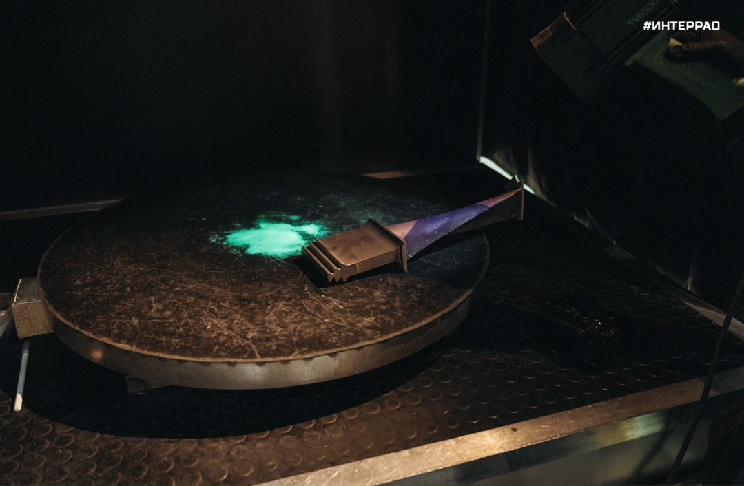 Звездное небо на лопастях Каждая турбина регулярно подвергается специальным сервисным процедурам