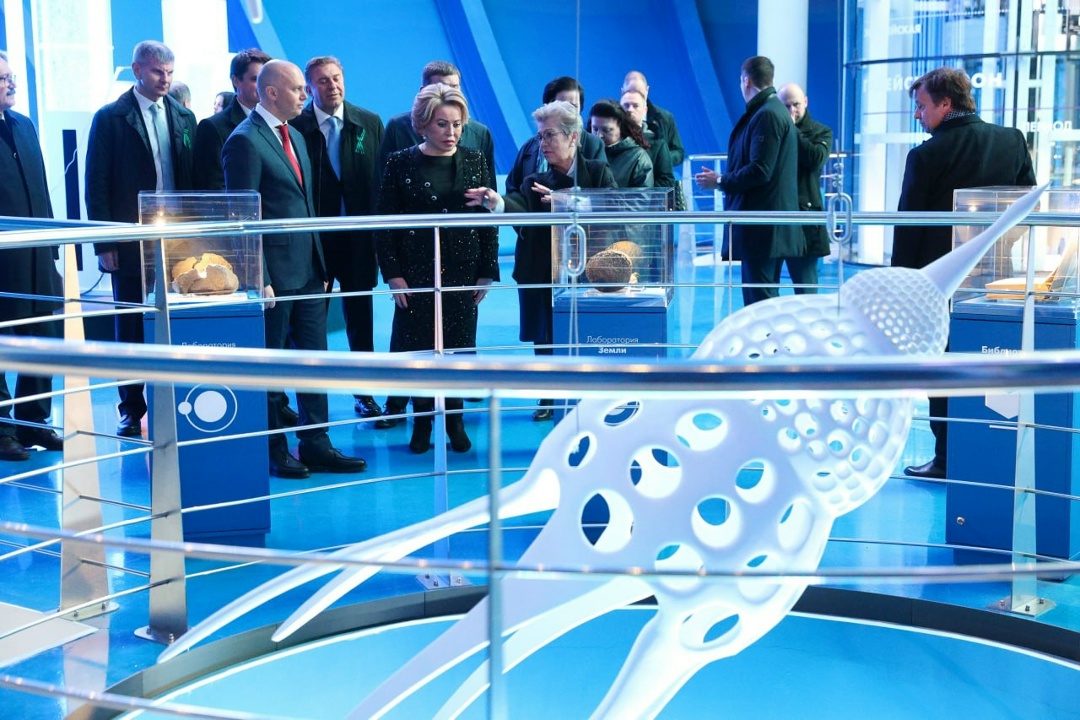 Валентина Матвиенко совместно с губернатором Алексеем Беспрозванных оценила ход реализации проектов по развитию транспортной сети, туристической отрасли и…