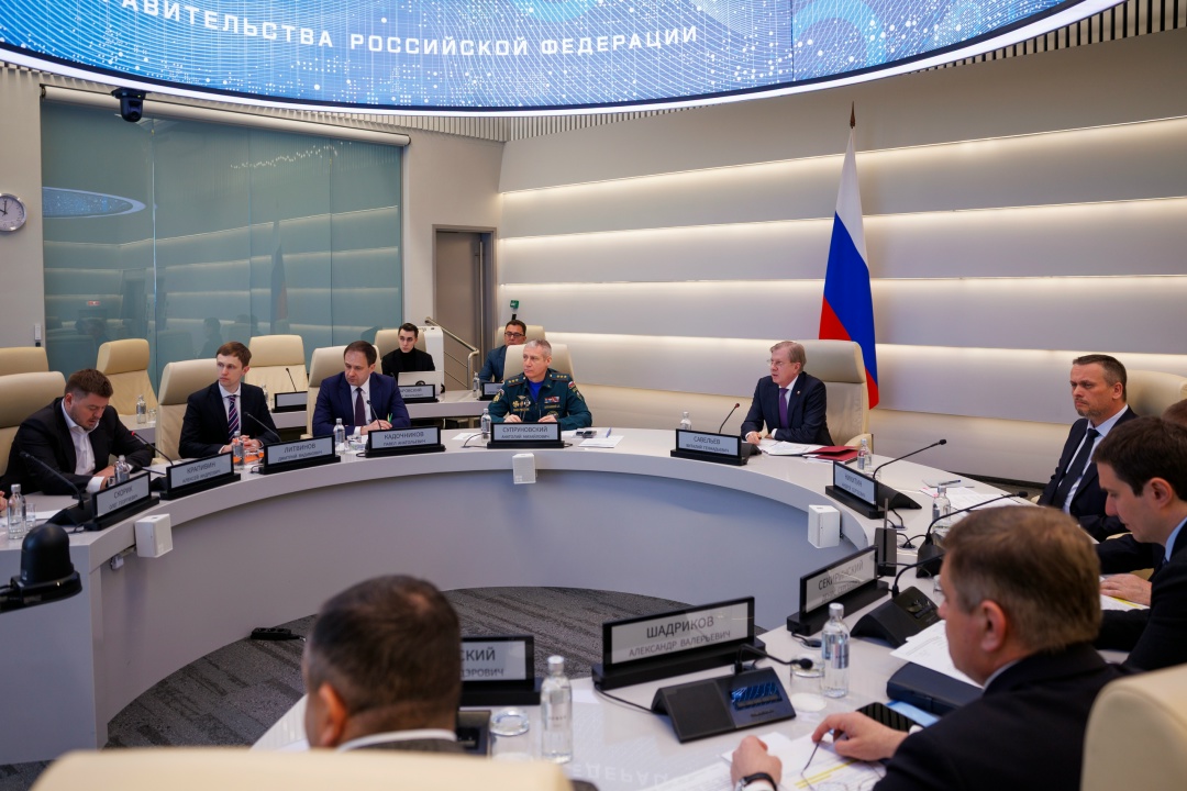 Виталий Савельев провел заседание правкомиссии по ликвидации последствий чрезвычайной ситуации, вызванной крушением танкеров в Керченском проливе.