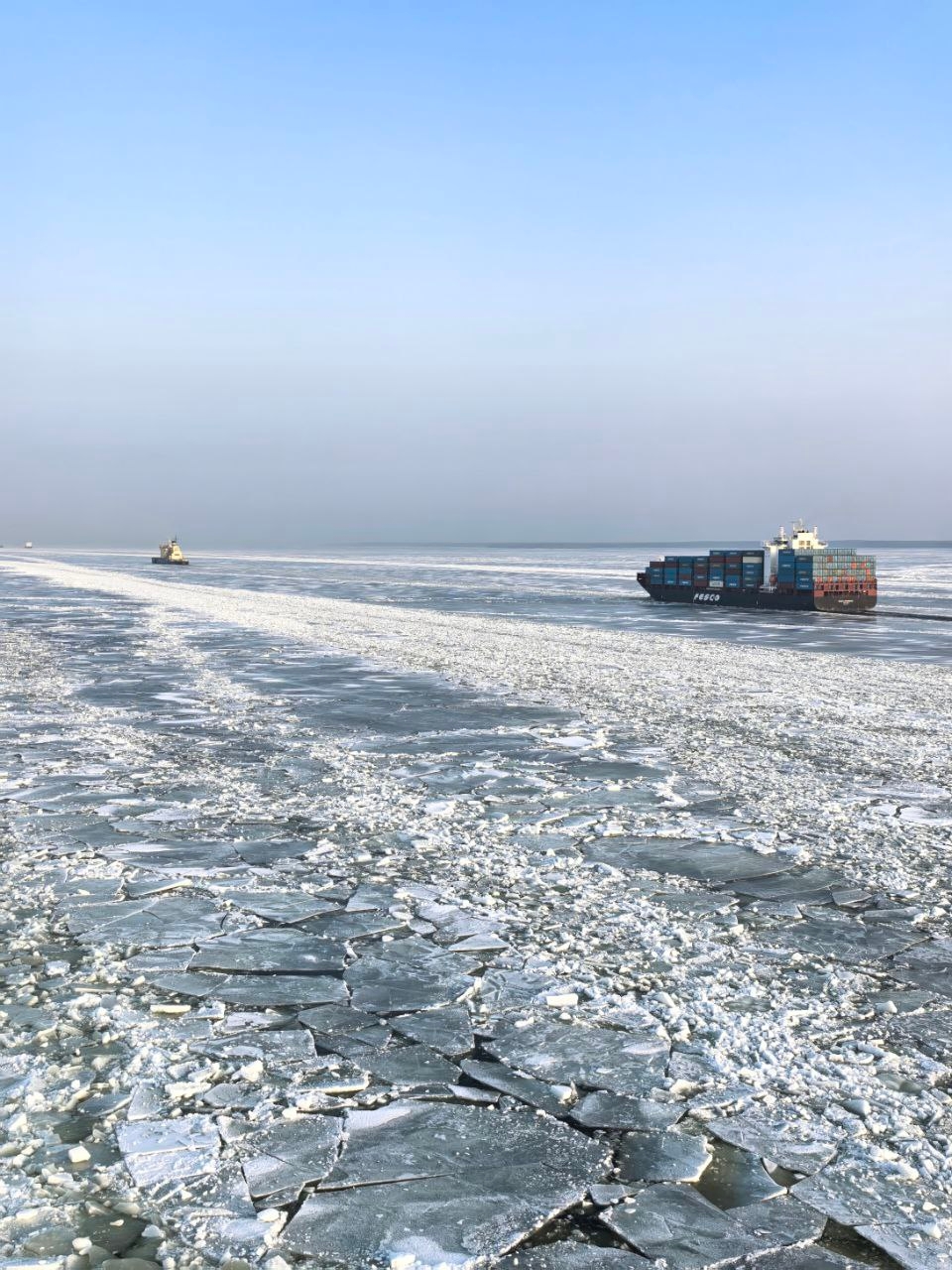 От теплых вод Суэцкого канала до ледяного царства Балтики