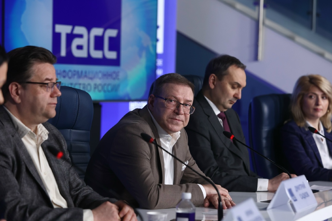 Единые требования к обустройству площадок для выгула и дрессировки собак обсудили на пресс-конференции ТАСС