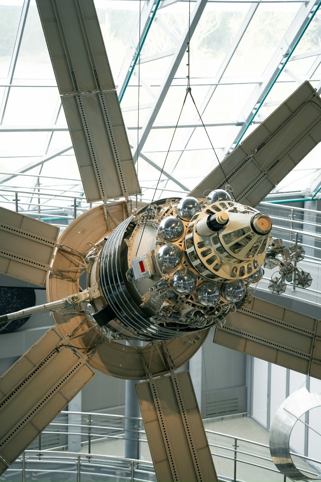 ФРП – это тоже про космос! Саратовское предприятие «Промэлектроника» запустило производство комплектующих из тугоплавкого сплава молибдена и рения по…