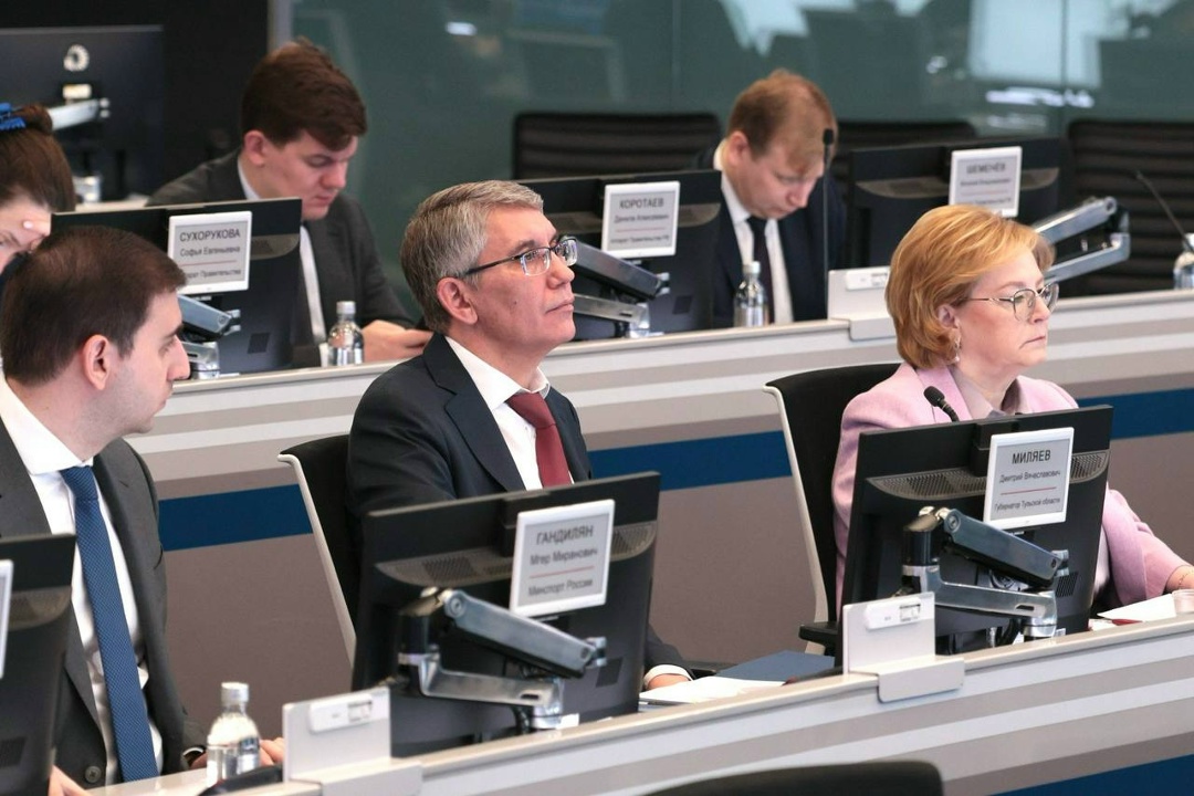 Рейтинг регионов в сфере спорта за 2025 год Дмитрию Чернышенко представил министр спорта на правительственной комиссии.