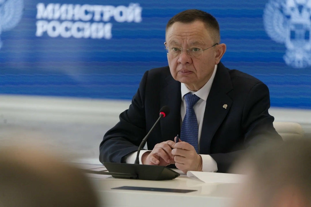 В Минстрое России прошло еженедельное оперативное совещание под председательством Министра строительства и ЖКХ РФ Ирека Файзуллина