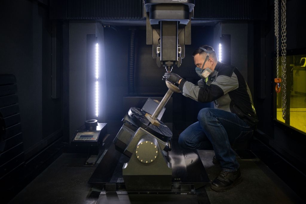 Учим создавать модели в 3D Центр аддитивных технологий Объединенной двигателестроительной корпорации (входит в Ростех) запустил курс по созданию облегченных…