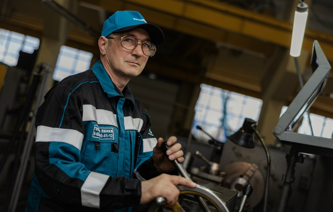 Новую рабочую неделю начинаем с Рамзилем Самигуллиным – токарем ремонтного цеха Управления «Татнефтегазпереработка».