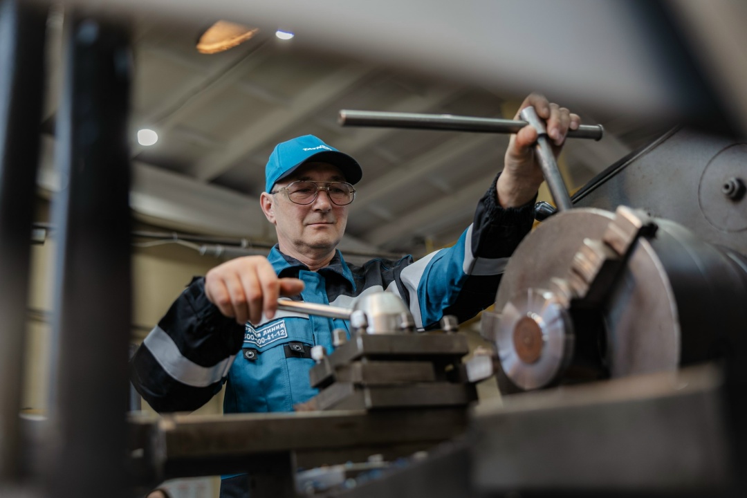 Новую рабочую неделю начинаем с Рамзилем Самигуллиным – токарем ремонтного цеха Управления «Татнефтегазпереработка».