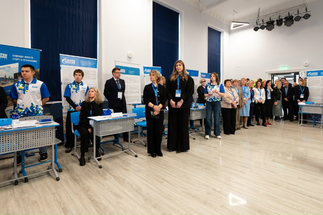 БУДУЩИЕ КАДРЫ «Газпром переработка Благовещенск» приняло участие в масштабной ярмарке вакансий