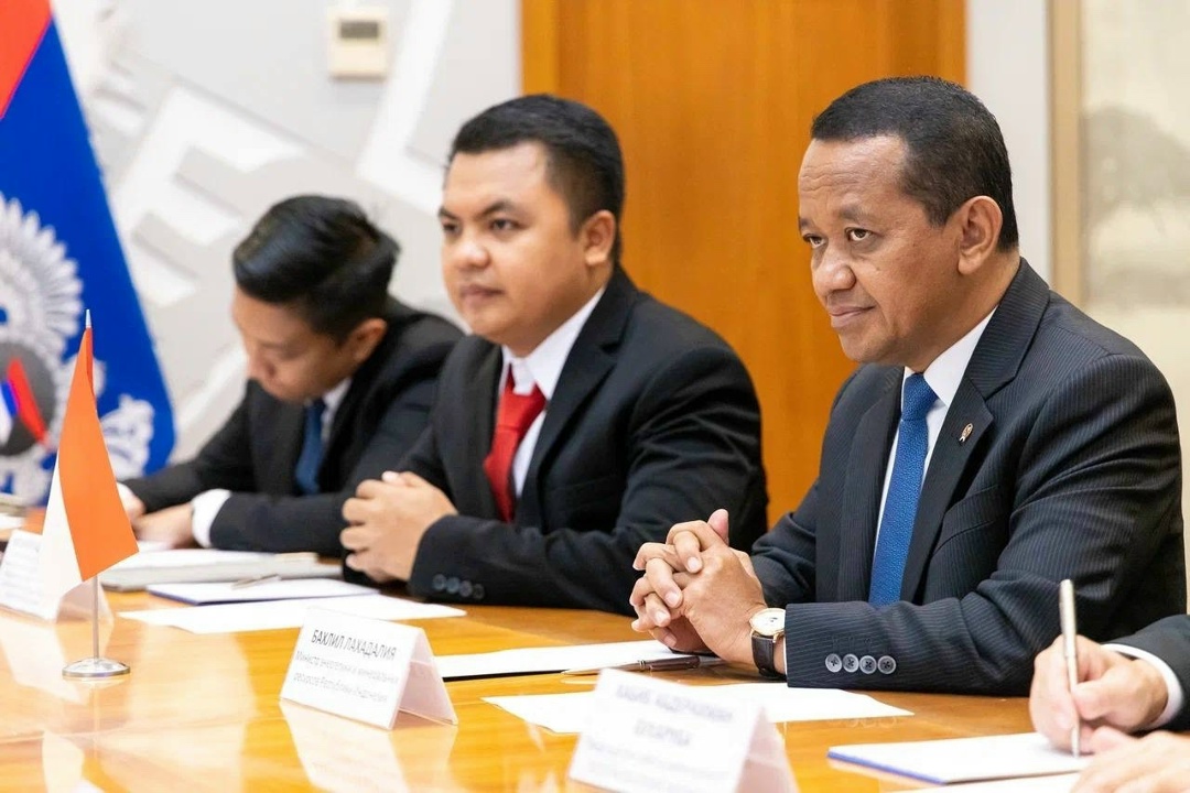 Сергей Цивилев провел рабочую встречу с Министром энергетики и минеральных ресурсов Республики Индонезия Бахлилом Лахадалией