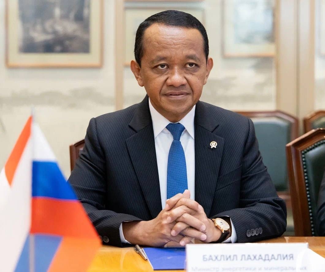 Сергей Цивилев провел рабочую встречу с Министром энергетики и минеральных ресурсов Республики Индонезия Бахлилом Лахадалией