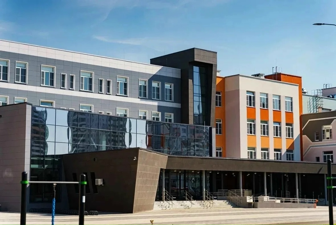 За период с 2022 по 2025 год в эксплуатацию введено 38 школ, построенных в рамках концессий с «ПроШколой»