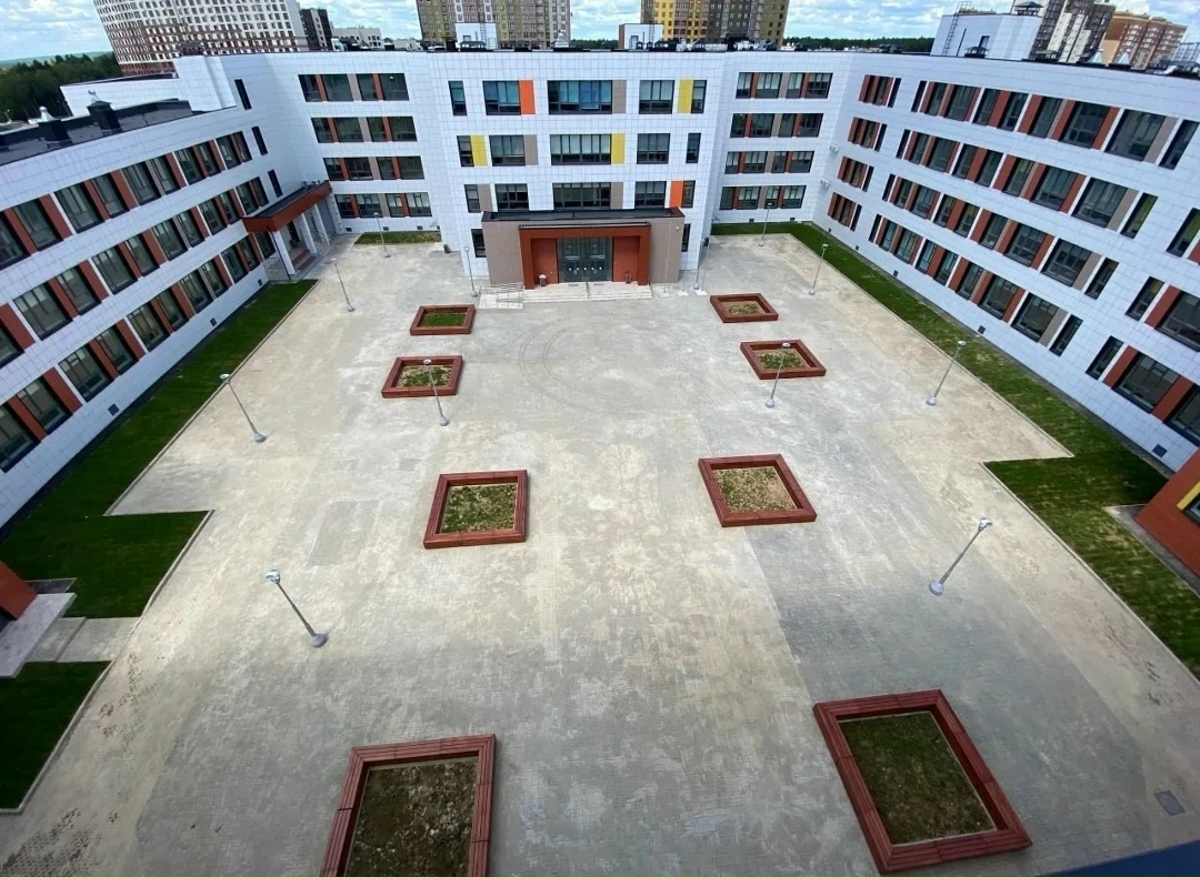 За период с 2022 по 2025 год в эксплуатацию введено 38 школ, построенных в рамках концессий с «ПроШколой»