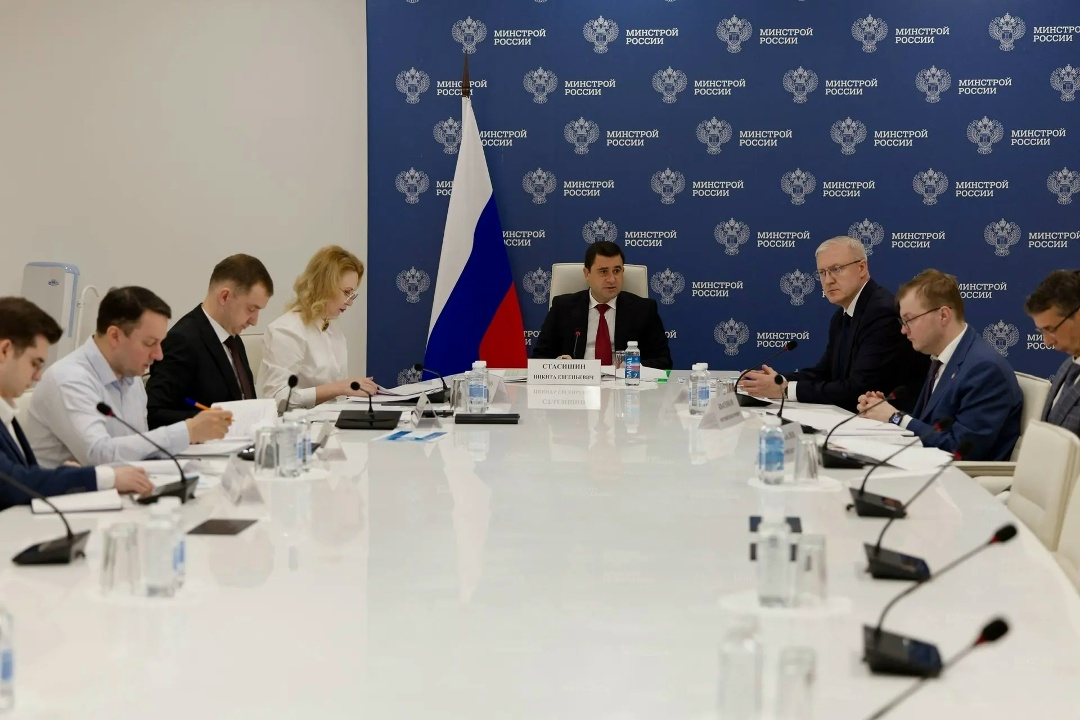 В Минстрое России обсудили текущую ситуацию в сегменте ИЖС