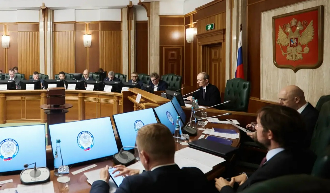 Обсудили запуск системы СПОТ ( на совещании с заместителем Председателя Правительства РФ Дмитрием Григоренко