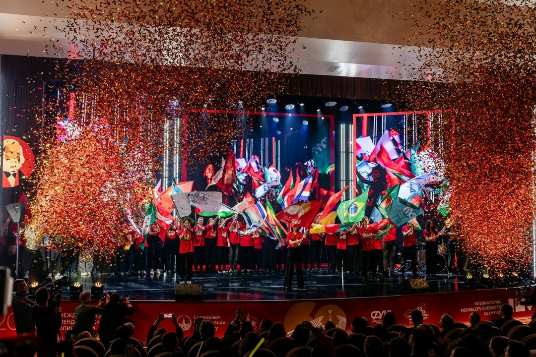 Дмитрий Чернышенко: 60-я Международная Менделеевская олимпиада по химии объединила участников из 35 стран.