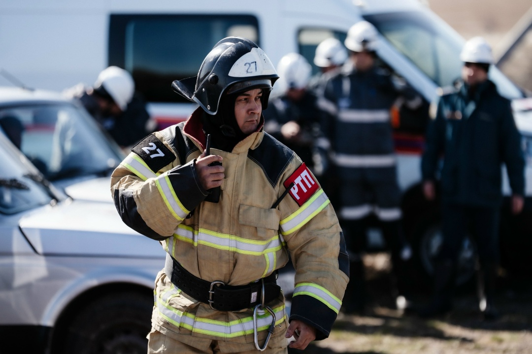 На ММК прошли тактико-специальные учения на гидротехническом объекте цеха РОФ — отрабатывали действия в случае возможной чрезвычайной ситуации.