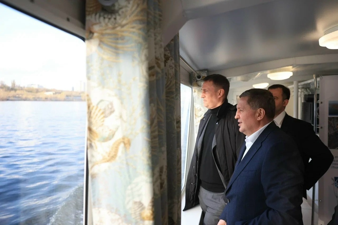 Дмитрий Патрушев провел встречу с главой Волгоградской области Андреем Бочаровым.