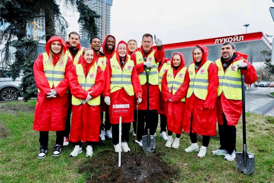 ️ «Чисто. Весна»: Спартак дал старт экологической акции ЛУКОЙЛа