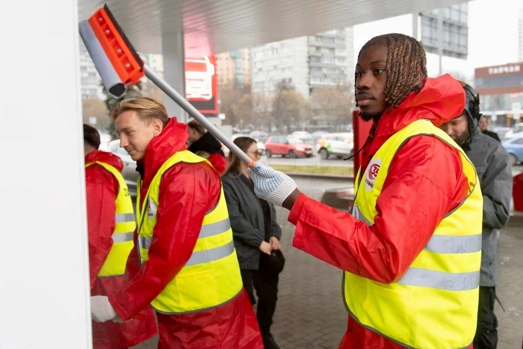 ️ «Чисто. Весна»: Спартак дал старт экологической акции ЛУКОЙЛа