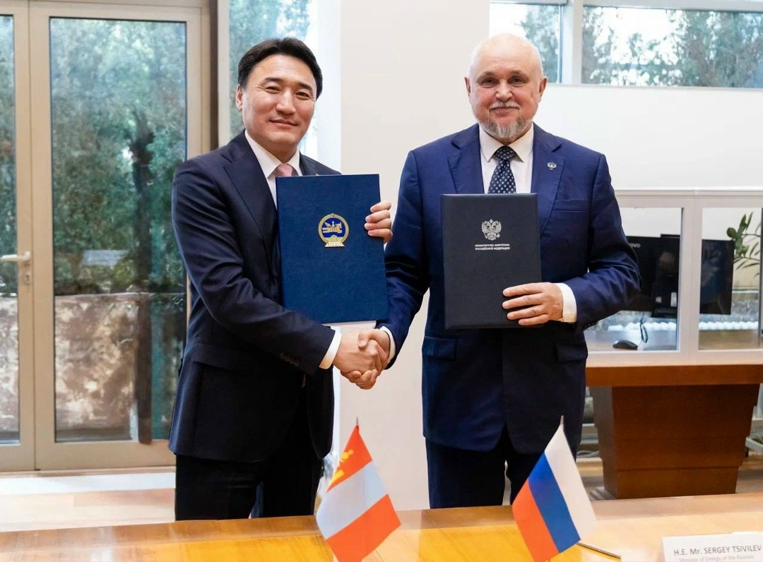 Сергей Цивилев и Гонгорын Дамдинням подписали Протокол о поставках в Монголию российского авиатоплива