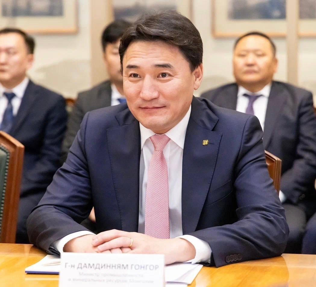 Сергей Цивилев и Гонгорын Дамдинням подписали Протокол о поставках в Монголию российского авиатоплива