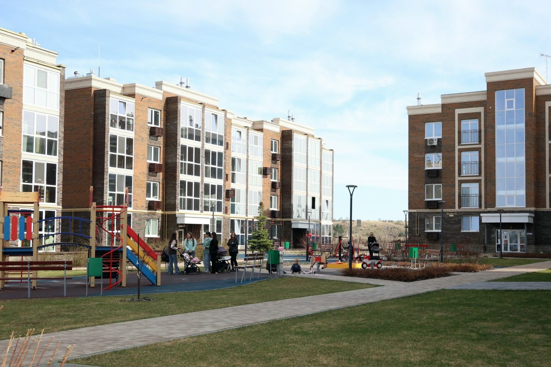 Жить с комфортом Молодым специалистам важны не только карьерные перспективы, но и комфортная жизнь: современная инфраструктура, возможности развития и…