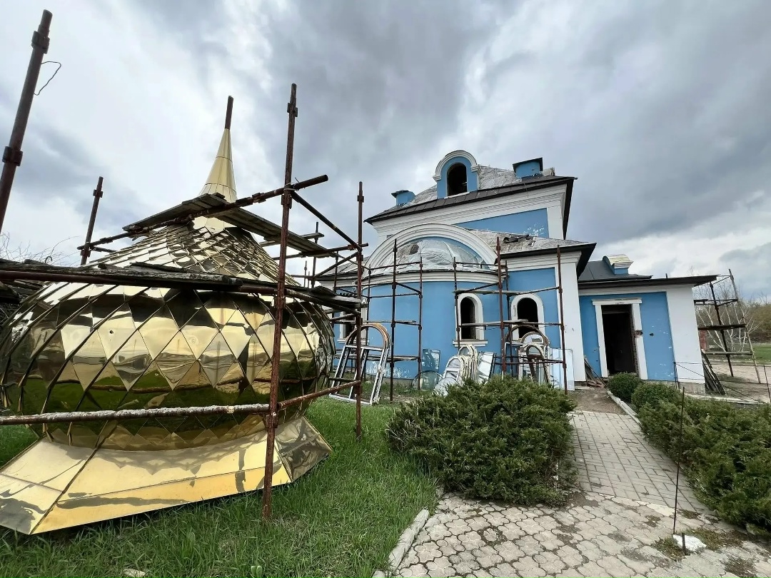 В двух ранее прифронтовых районах Донецка начинается восстановление Свято-Иверского женского монастыря и Соборной мечети