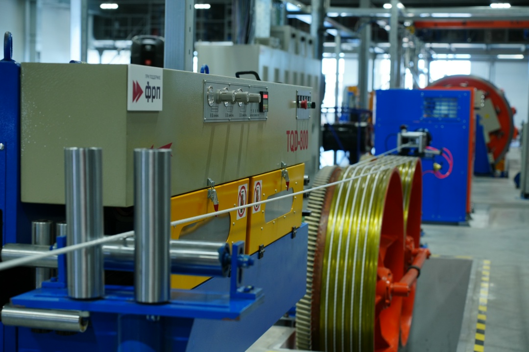 Под водой как посуху! Группа «Инкаб» в Пермском крае наладила промышленный выпуск компонента подводного волоконно-оптического кабеля.